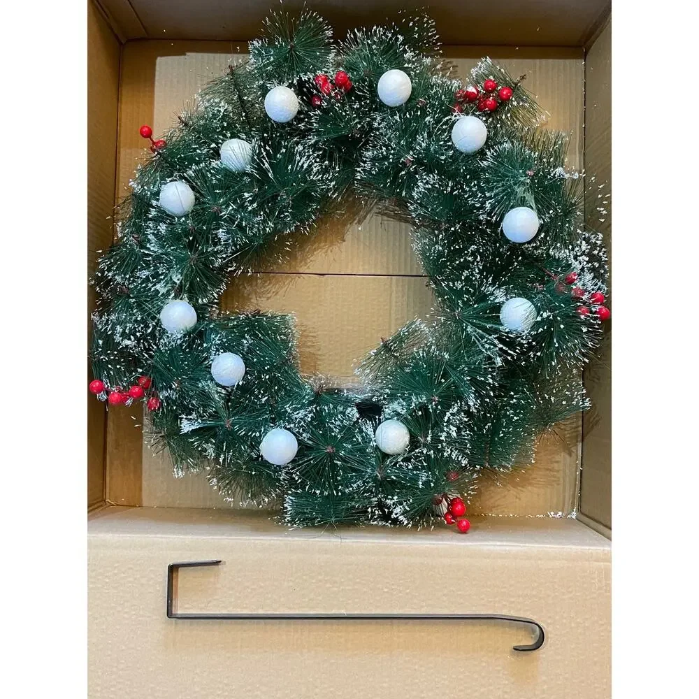 Large 24 inch Christmas Wreath With Lights Pine Needles With Hanger NIB
